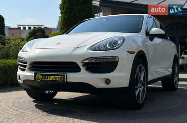 Позашляховик / Кросовер Porsche Cayenne 2011 в 