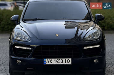 Внедорожник / Кроссовер Porsche Cayenne 2010 в 
