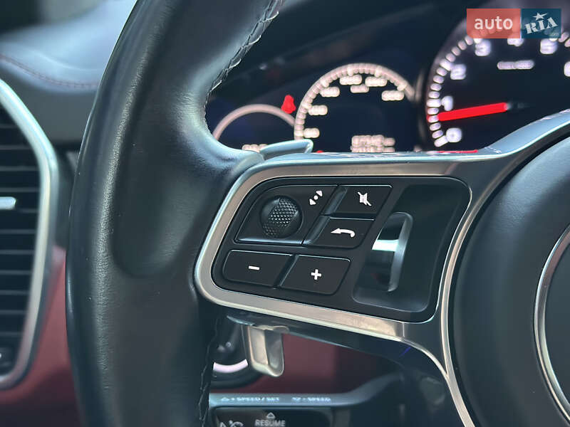 Внедорожник / Кроссовер Porsche Cayenne 2019 в Львове фото 26 Внедорожник / Кроссовер Porsche Cayenne 2019 в Львове