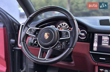 Внедорожник / Кроссовер Porsche Cayenne 2019 в 