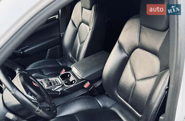 Внедорожник / Кроссовер Porsche Cayenne 2014 в 