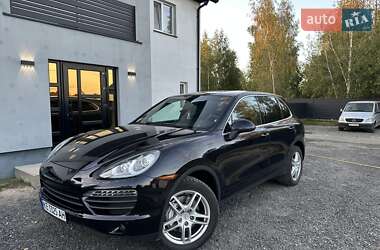 Позашляховик / Кросовер Porsche Cayenne 2011 в Любешові