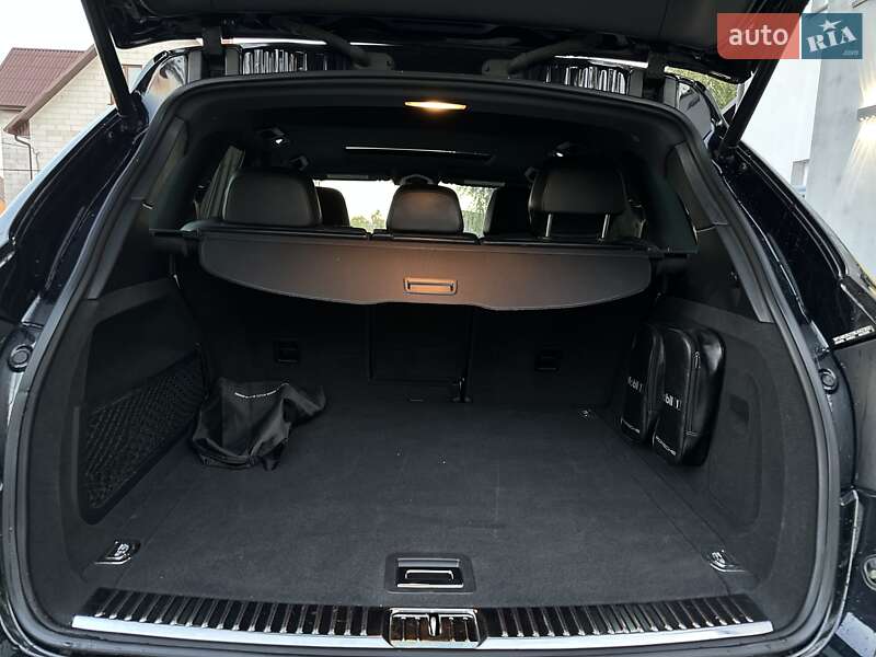 Позашляховик / Кросовер Porsche Cayenne 2011 в Любешові