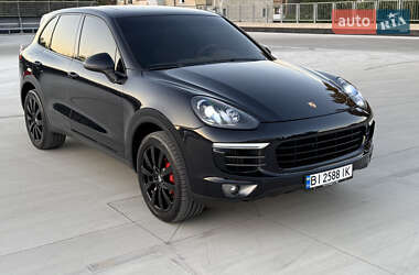 Позашляховик / Кросовер Porsche Cayenne 2014 в Києві