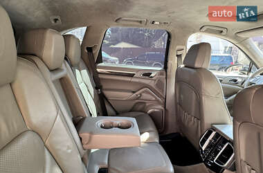 Внедорожник / Кроссовер Porsche Cayenne 2010 в 