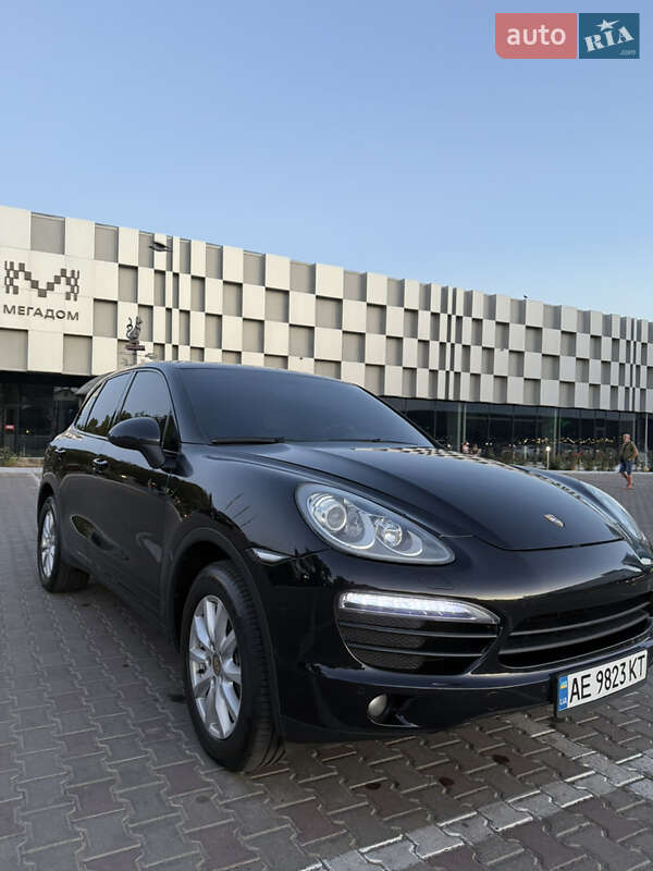 Позашляховик / Кросовер Porsche Cayenne 2012 в Одесі
