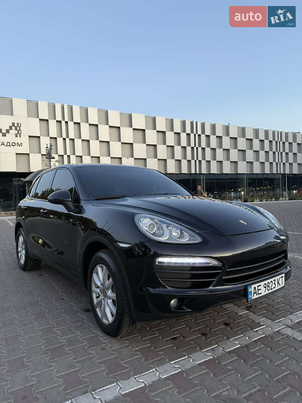 Позашляховик / Кросовер Porsche Cayenne 2012 в Одесі