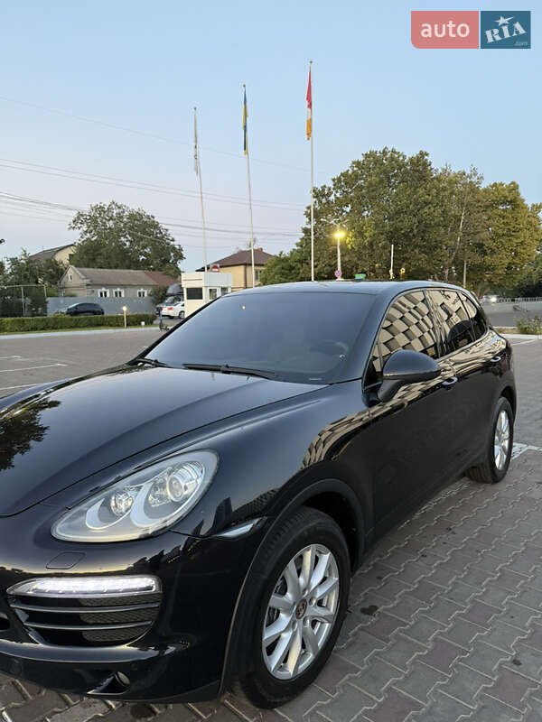 Позашляховик / Кросовер Porsche Cayenne 2012 в Одесі