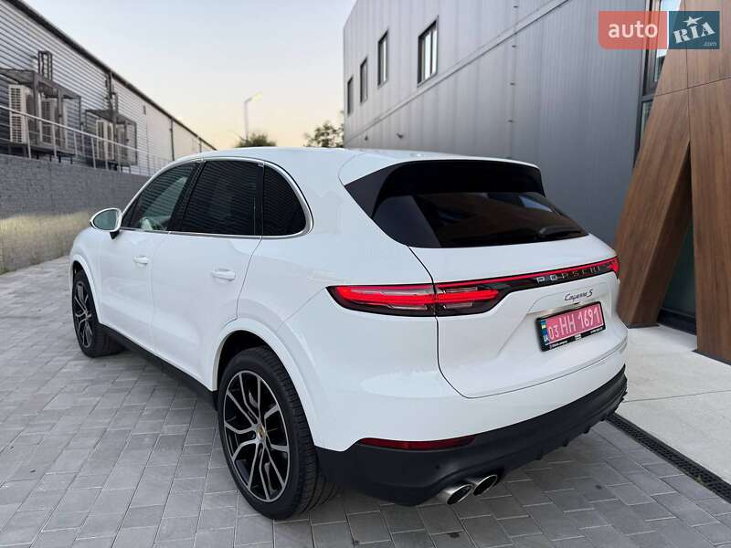 Внедорожник / Кроссовер Porsche Cayenne 2019 в Луцке фото 5 Внедорожник / Кроссовер Porsche Cayenne 2019 в Луцке