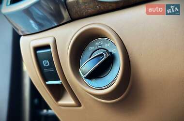 Внедорожник / Кроссовер Porsche Cayenne 2016 в 