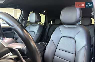 Позашляховик / Кросовер Porsche Cayenne 2022 в 