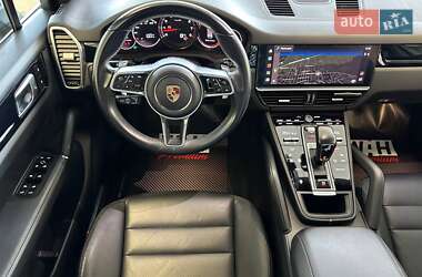 Позашляховик / Кросовер Porsche Cayenne 2022 в 