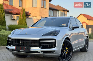 Позашляховик / Кросовер Porsche Cayenne 2018 в Одесі