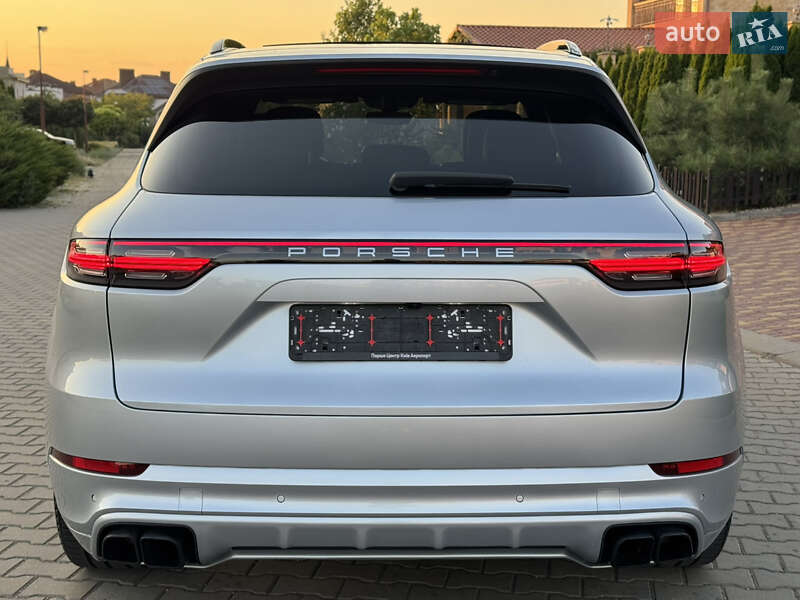 Внедорожник / Кроссовер Porsche Cayenne 2018 в Одессе фото 14 Внедорожник / Кроссовер Porsche Cayenne 2018 в Одессе