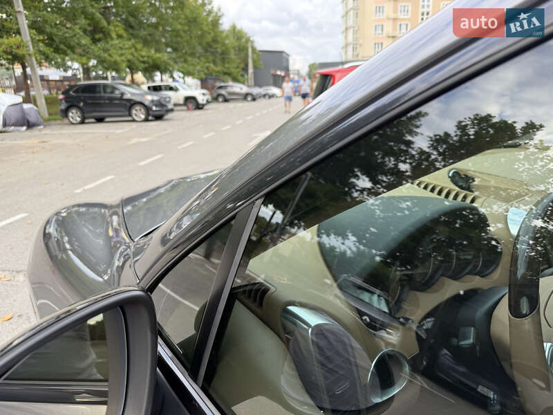 Внедорожник / Кроссовер Porsche Cayenne 2012 в Святопетровское