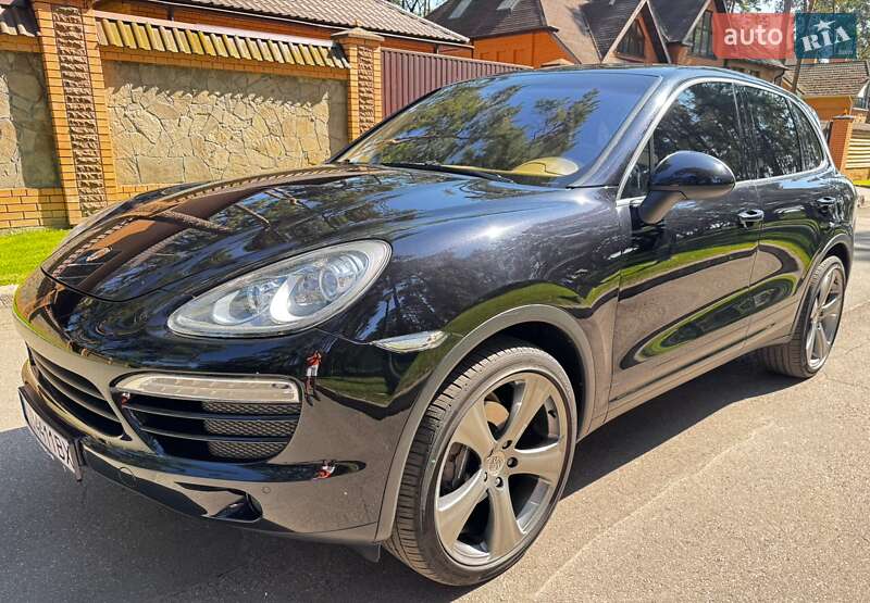 Внедорожник / Кроссовер Porsche Cayenne 2011 в Чернигове