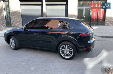 Внедорожник / Кроссовер Porsche Cayenne 2019 в 