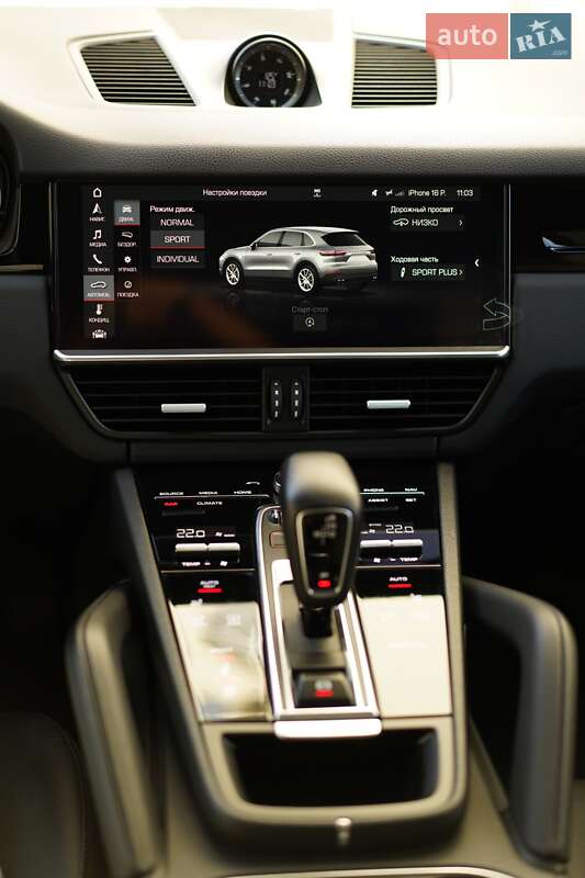 Позашляховик / Кросовер Porsche Cayenne 2018 в Києві