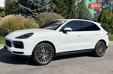 Внедорожник / Кроссовер Porsche Cayenne 2019 в 