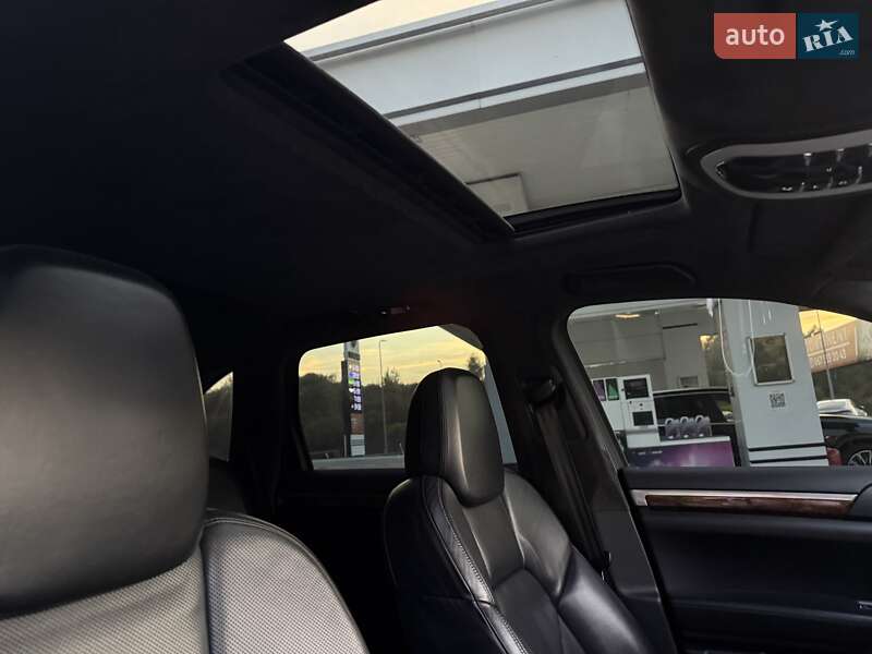 Внедорожник / Кроссовер Porsche Cayenne 2010 в Львове фото 21 Внедорожник / Кроссовер Porsche Cayenne 2010 в Львове
