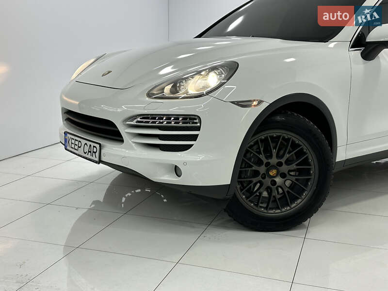 Позашляховик / Кросовер Porsche Cayenne 2013 в Одесі