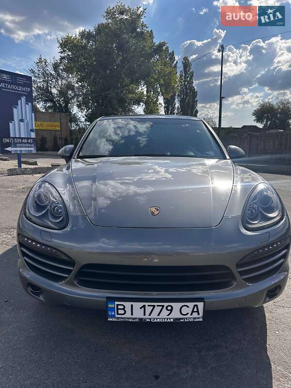 Внедорожник / Кроссовер Porsche Cayenne 2013 в Полтаве фото 5 Внедорожник / Кроссовер Porsche Cayenne 2013 в Полтаве