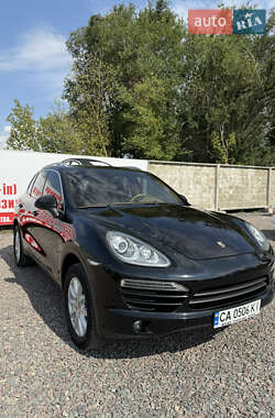 Позашляховик / Кросовер Porsche Cayenne 2011 в 