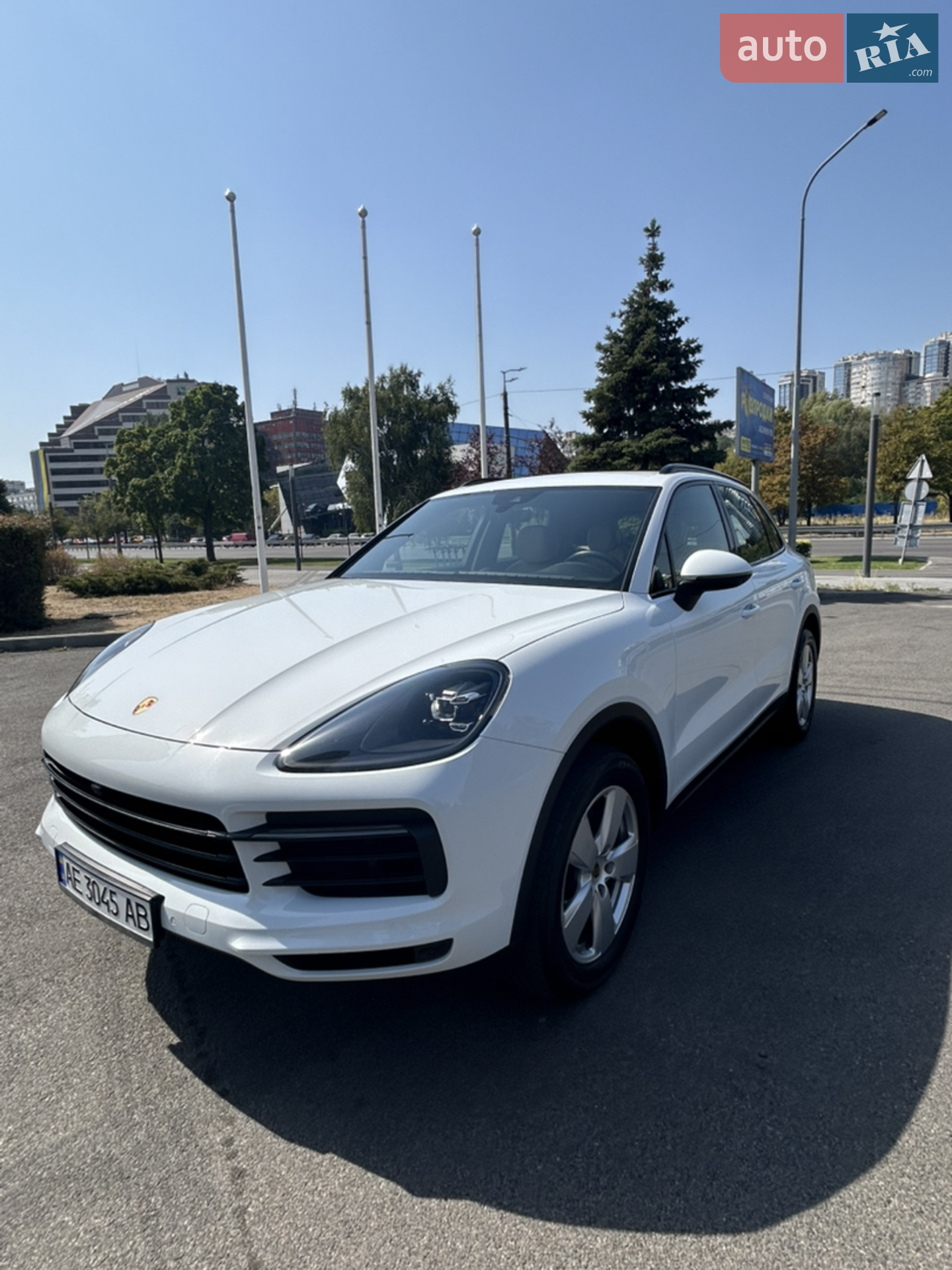 2019 Porsche Cayenne - мініатюра 5