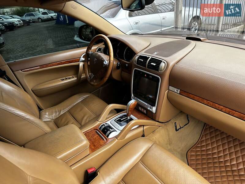 Внедорожник / Кроссовер Porsche Cayenne 2006 в Николаеве