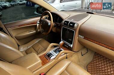 Внедорожник / Кроссовер Porsche Cayenne 2006 в 