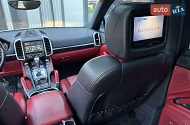 Позашляховик / Кросовер Porsche Cayenne 2014 в 
