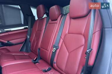 Позашляховик / Кросовер Porsche Cayenne 2014 в 