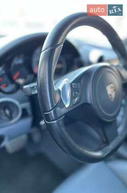 Внедорожник / Кроссовер Porsche Cayenne 2010 в 