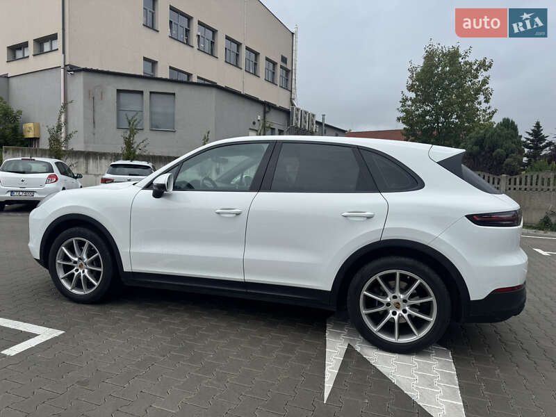 Позашляховик / Кросовер Porsche Cayenne 2021 в Львові