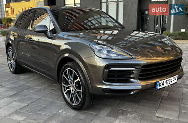 Внедорожник / Кроссовер Porsche Cayenne 2019 в Киеве