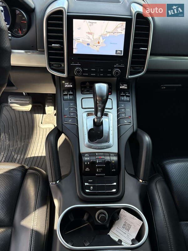 Позашляховик / Кросовер Porsche Cayenne 2017 в Дніпрі