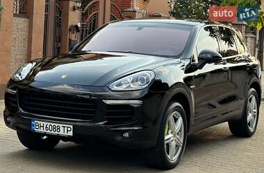 Внедорожник / Кроссовер Porsche Cayenne 2015 в Одессе