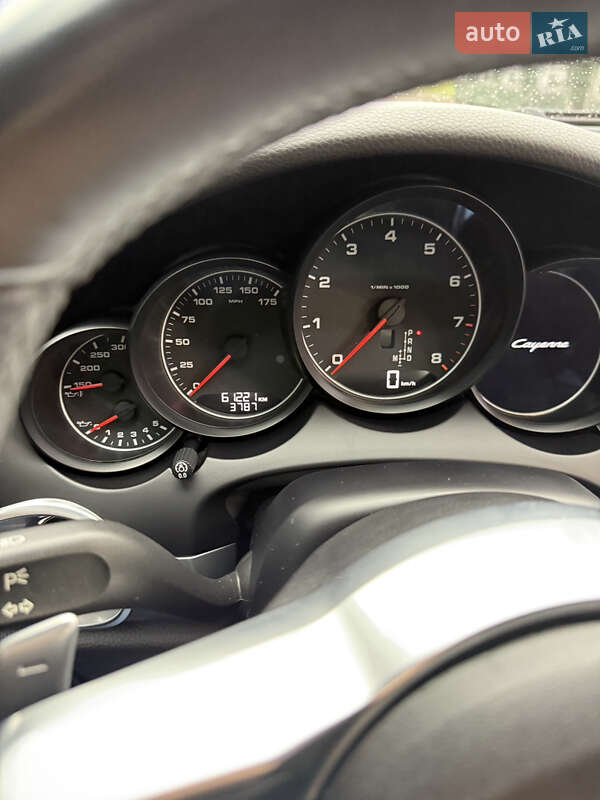 Внедорожник / Кроссовер Porsche Cayenne 2017 в Львове фото 9 Внедорожник / Кроссовер Porsche Cayenne 2017 в Львове