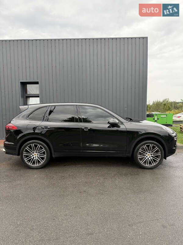 Внедорожник / Кроссовер Porsche Cayenne 2017 в Львове фото 29 Внедорожник / Кроссовер Porsche Cayenne 2017 в Львове