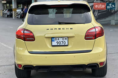 Позашляховик / Кросовер Porsche Cayenne 2010 в 
