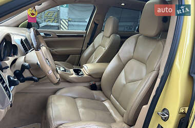 Позашляховик / Кросовер Porsche Cayenne 2010 в 