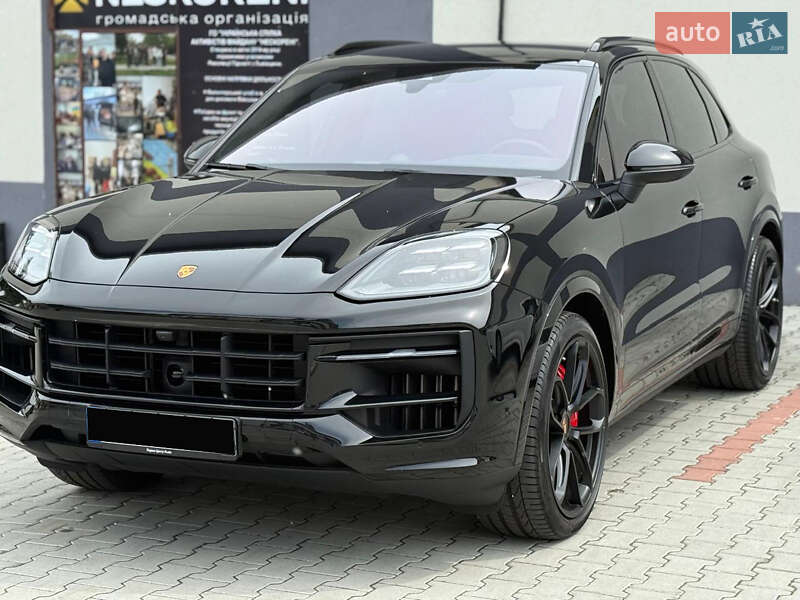 Porsche Cayenne 2023