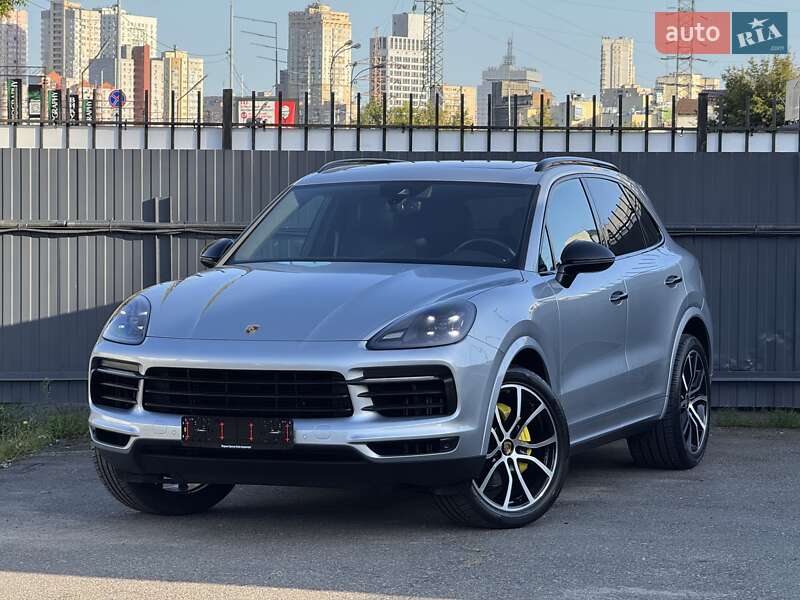 Porsche Cayenne 2020