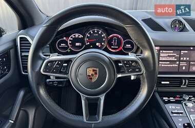 Позашляховик / Кросовер Porsche Cayenne 2020 в 