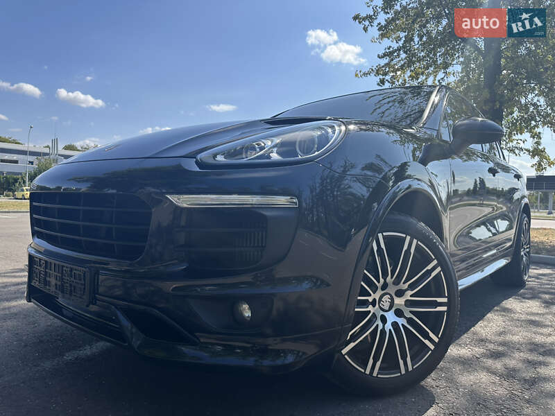 Porsche Cayenne 2015
