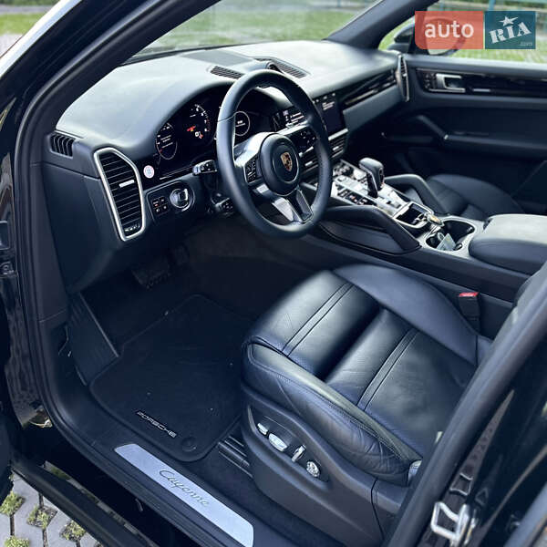 Внедорожник / Кроссовер Porsche Cayenne 2019 в Харькове