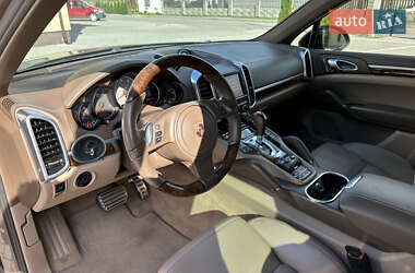 Позашляховик / Кросовер Porsche Cayenne 2011 в 