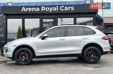 Внедорожник / Кроссовер Porsche Cayenne 2013 в 