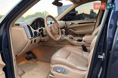 Позашляховик / Кросовер Porsche Cayenne 2011 в 