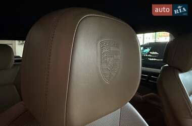 Позашляховик / Кросовер Porsche Cayenne 2018 в 